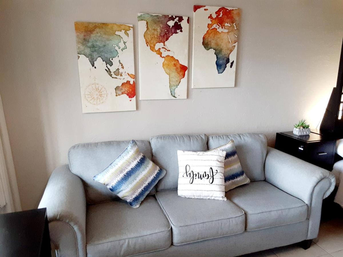 Charming One Bedroom Resort-Style Studio With Pool And Beach Access Раскин Экстерьер фото